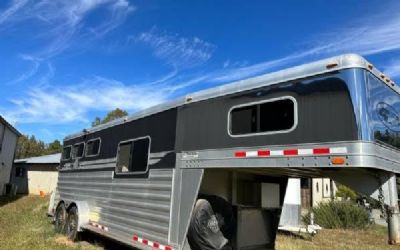 Photo of a 2009 4 Star 3 Horse Slant Horse Trailer for sale