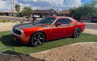 Photo of a 2013 Dodge Challenger SXT for sale