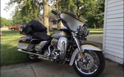 2012 Harley Davidson CVO Ultra Classic Electra Glide