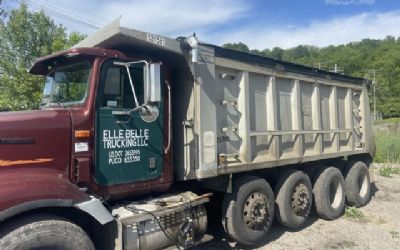 Photo of a 1996 International 9200 for sale