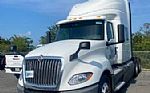 2018 LT Navistar Thumbnail 1