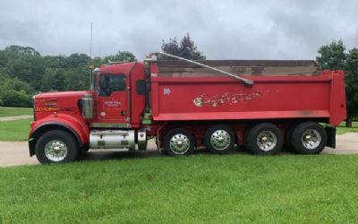 Photo of a 2017 Kenworth W900B Dump Truck for sale