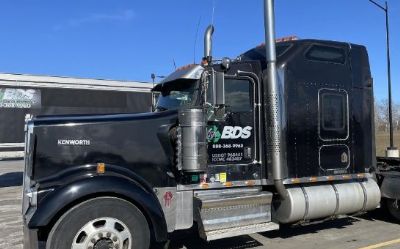 Photo of a 2007 Kenworth W900L Sleeper Trucks for sale