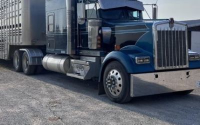 Photo of a 2020 Kenworth W900L for sale