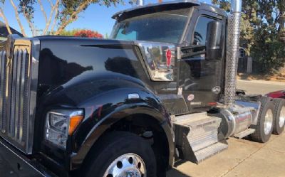 Photo of a 2021 Kenworth W990 Commercial Trucks for sale