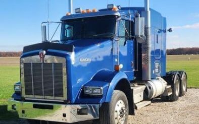 Photo of a 2013 Kenworth T800 Sleeper Trucks for sale