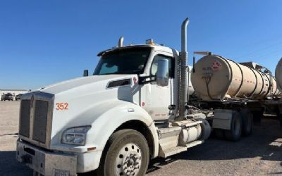 Photo of a 2022 Kenworth T800 Tank Truck for sale