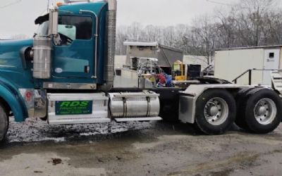 Photo of a 2015 Kenworth W900L With A 2019 Trailstar Dump for sale