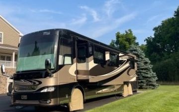 Photo of a 2017 Newmar Essex 4553 for sale