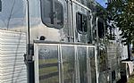 2005 4 Horse Trailer with Living Quarters Thumbnail 8