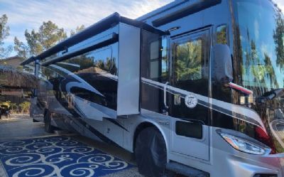 2015 Tiffin Phaeton 40AH Class A - Diesel