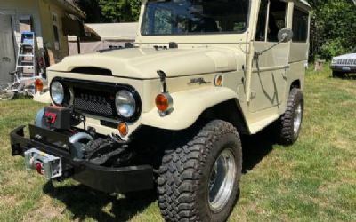 1969 Toyota Landcruisers FJ40