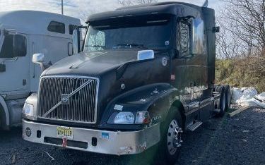Photo of a 2003 Volvo VNL64T for sale