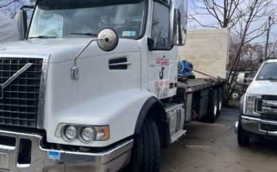 Photo of a 2019 Volvo Vhd84b300 Flatbed for sale