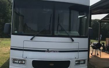 Photo of a 2003 Winnebago Sightseer 33C Class A for sale