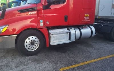 Photo of a 2020 Freightliner Cascadia for sale