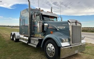 Photo of a 2007 Kenworth W900 Sleeper Semi for sale