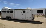 2014 4 Horse Trailer with Living Quarters Thumbnail 6