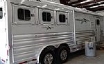 2021 Three Horse Trailer with Living Quarters Thumbnail 11