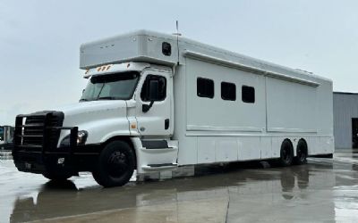 Photo of a 2017 Show Hauler 36ktssl 2014 Super C Motorhome for sale