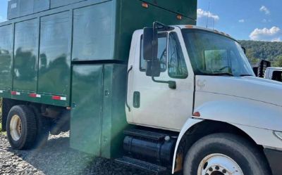 Photo of a 2003 International 4400 Chipper Truck for sale