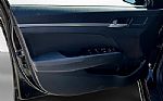 2018 Elantra Thumbnail 24