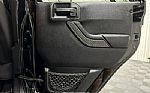2014 Wrangler Thumbnail 40