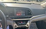 2018 Elantra Thumbnail 15
