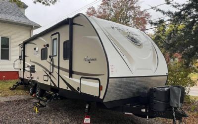 2018 Coachmen Freedom Express 282bhds Travel Trailer