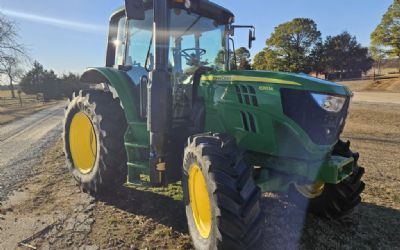 2019 John Deere 6110M 