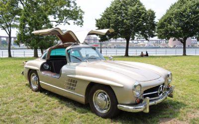 Photo of a 1991 Mercedes-Benz 300SL Gullwing Replica for sale