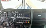2020 W900 Sleeper Semi Truck Thumbnail 11