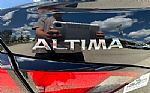 2022 Altima Thumbnail 32