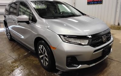 Photo of a 2025 Honda Odyssey EX-L for sale