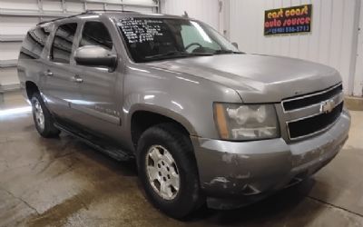 2008 Chevrolet Suburban LT W-2LT