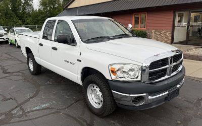 Photo of a 2007 Dodge RAM 1500 ST Quad Cab Truck for sale