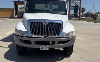 Photo of a 2020 International MV Box Truck for sale