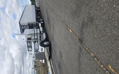 Photo of a 2019 Kenworth W900L Sleeper Semi Truck for sale