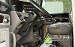 2023 389 Sleeper Semi Truck Thumbnail 9