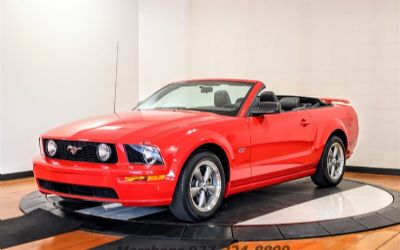 2005 Ford Mustang GT Deluxe Convertible