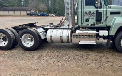 Photo of a 2022 Mack Pinnacle 64T for sale