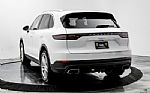 2023 Cayenne Thumbnail 9