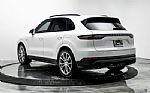 2023 Cayenne E-Hybrid Thumbnail 9