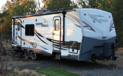 2017 Northwood Snow River Rugged Lite 28 FT