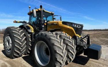 Photo of a 2020 Challenger 1050 for sale