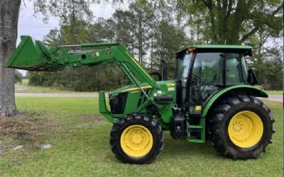 Photo of a 2023 John Deere 5090E Tractor for sale