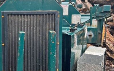 Photo of a 2009 Brush Bandit 250 Chipper for sale