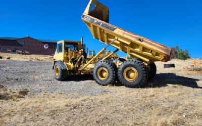 1985 Caterpillar D300D Articulated Dump Truck