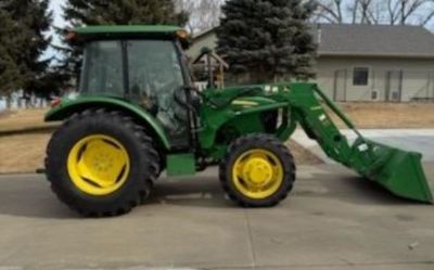 2014 John Deere 5075E Tractor