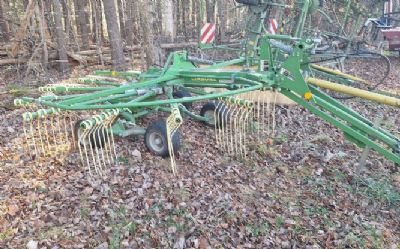 Photo of a 2022 Krone 42T Rotary Rake for sale